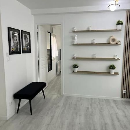 Beau Duplex Au Centre Ville. Mantes-la-Jolie Exteriör bild